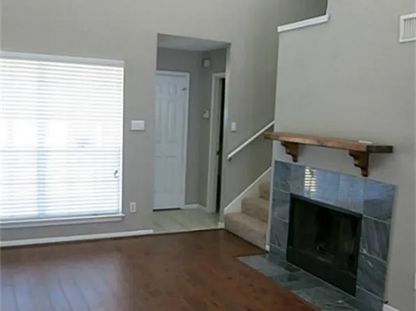 2323 Fairwind Rd APT 541, Houston, TX 77062