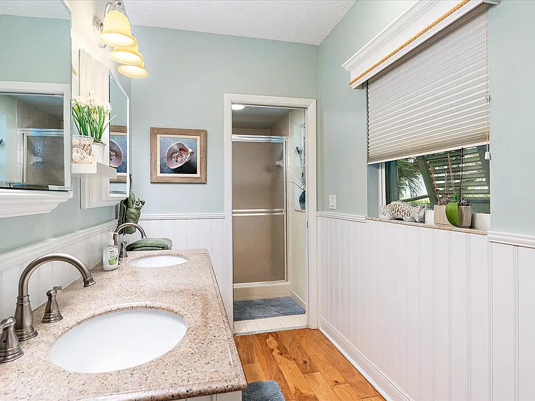 5621 Gulf Of Mexico Dr #103 — Photo 16