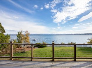 34 Viking Dr, Bristol, RI 02809