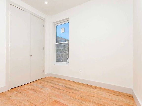 4th image of 141 Greene Ave #2E