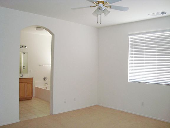 3rd image of 12618 Twinberry Dr