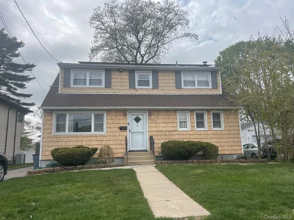 1425 Tadmor Street, Hempstead, NY 11566