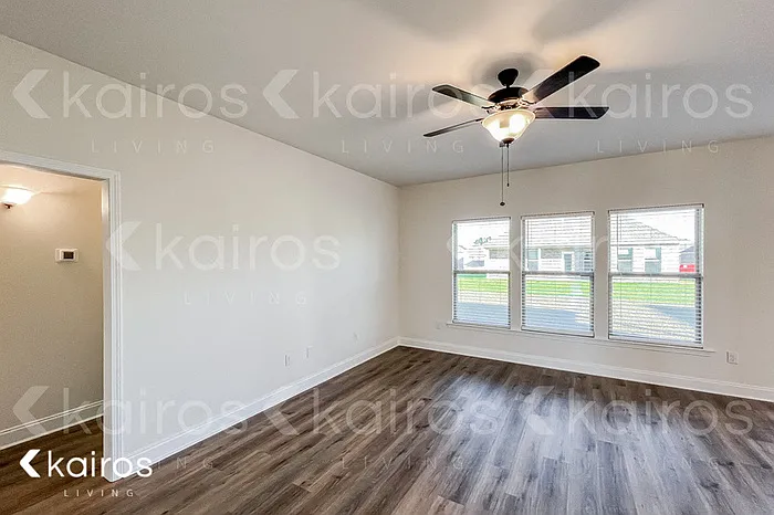 21150 Chardonnay Dr — Photo 2