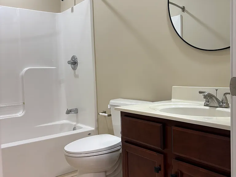2nd floor guest bath