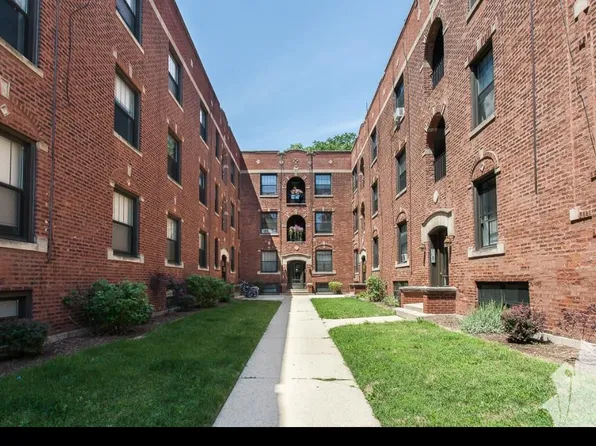 2878-2900 N Clark St #2890-G, Chicago, IL 60657
