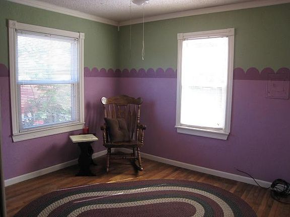 5th image of 1505 N Boren Blvd