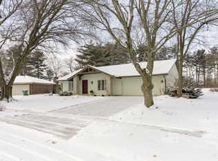 1720 Trace Ln, Indianapolis, IN 46260