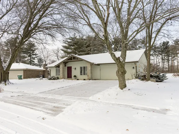 1720 Trace Ln, Indianapolis, IN 46260