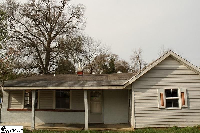 2nd image of 103 Independence Ave