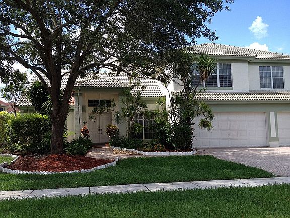 5th image of 19304 NW 12th St