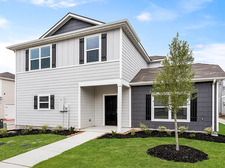 Exterior of the two-story Reynard plan.