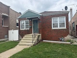 1st image of 2504 S 57th Ct