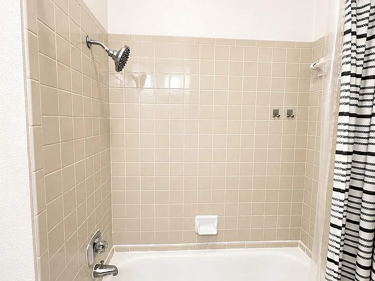 2801 Rio Grande St #203 — Photo 10