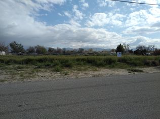 Avenue R10, Littlerock, CA 93543