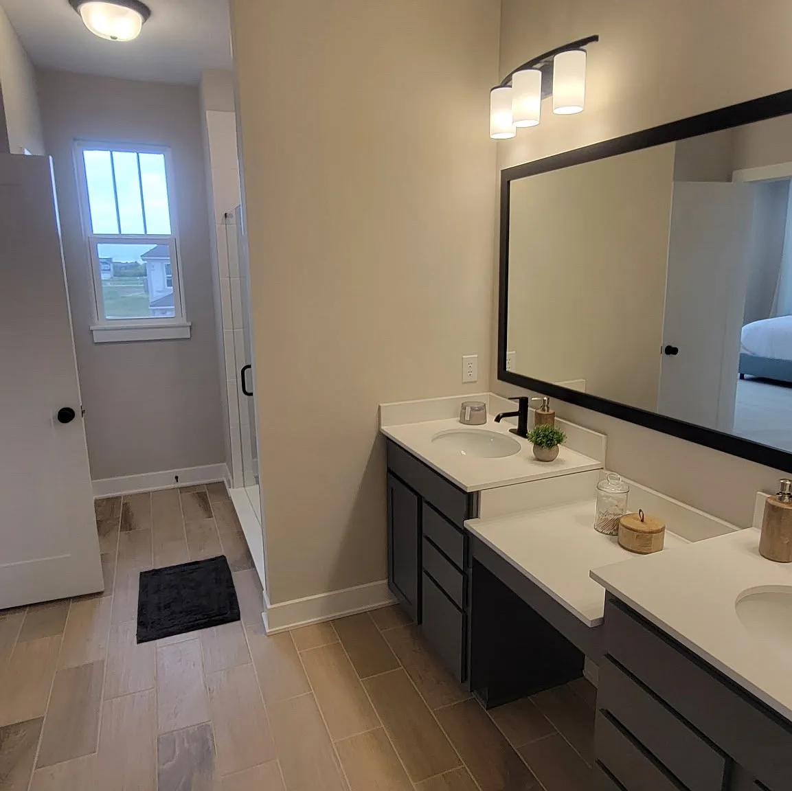 3 bed, 2.5 bath, 2021 sqft, $2,200 — Photo 4