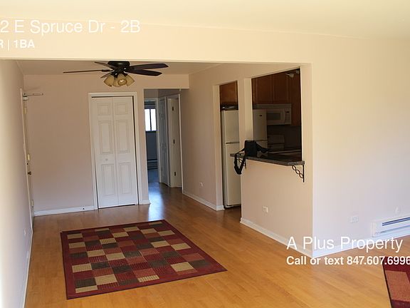 3rd image of 522 E Spruce Dr APT 2B