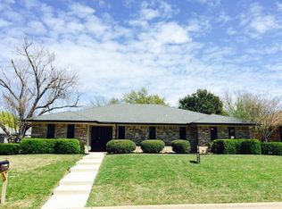 1927 Lakeshore Dr, Rockwall, TX 75087