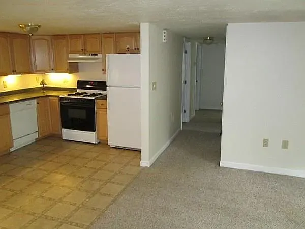 20 Lakeview Ave #2 — Photo 7