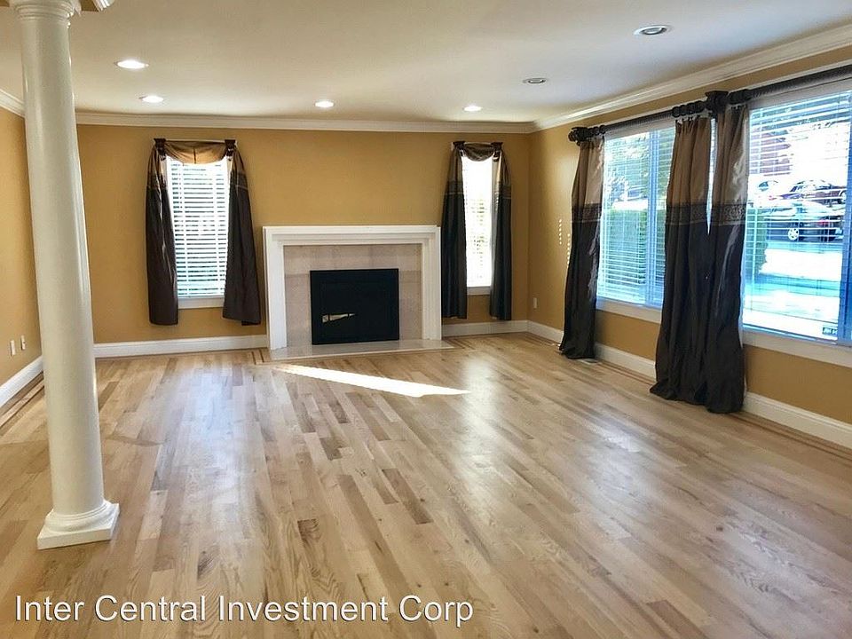 2nd image of 12971 SE 23rd St