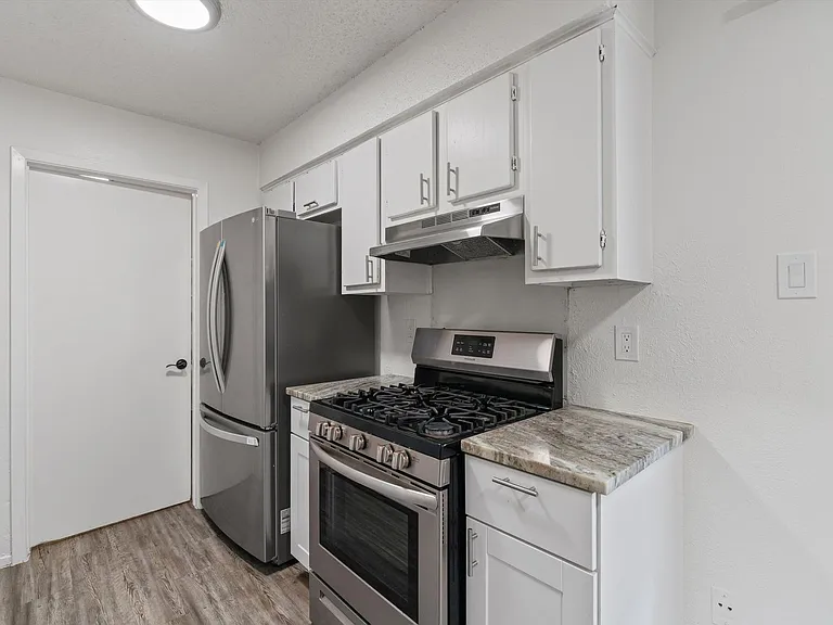 11411 Walnut Ridge Dr — Photo 8