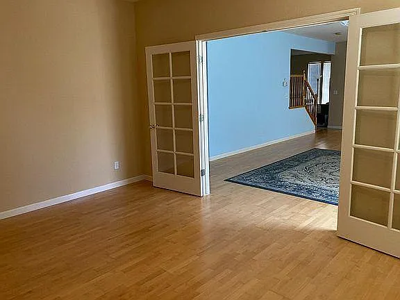 4 bed, 2.5 bath, 3169 sqft, $2,700 — Photo 4