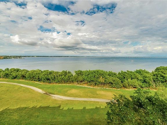 3rd image of 2617 Cove Cay Dr Unit 711