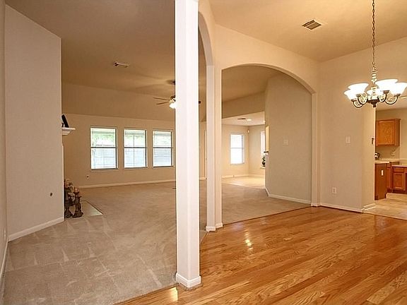 4th image of 14106 Silver Glade Ln