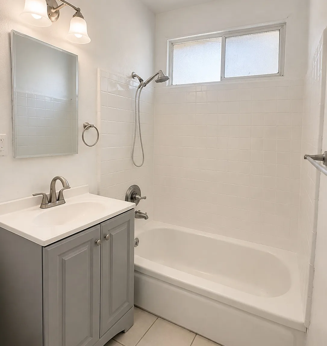 2 bed, 815 sqft, $2,300 — Photo 2
