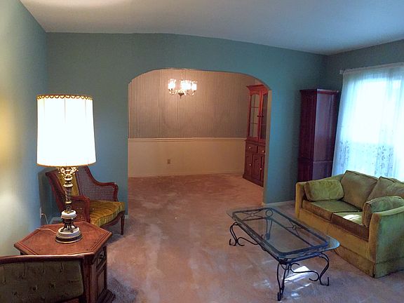2nd image of 1804 Wedgewood Dr