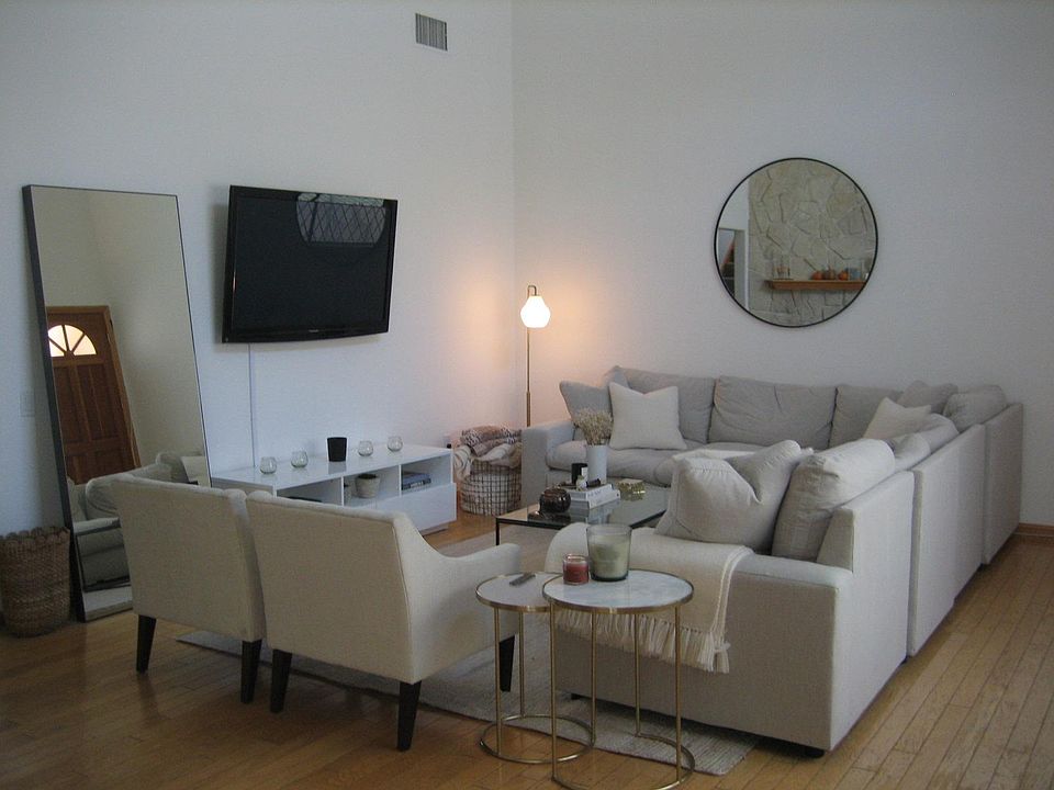 1st image of 11964 Mayfield Ave APT 201