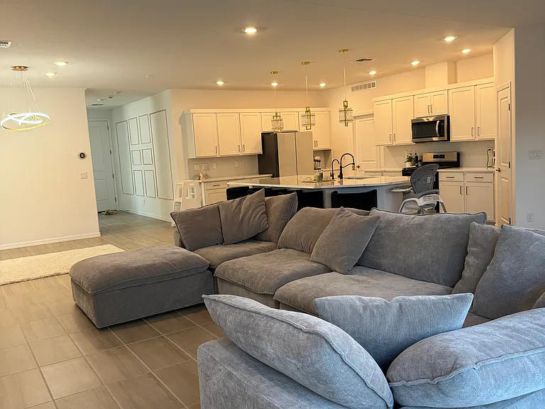 8629 Indigo Spring Rd — Photo 4