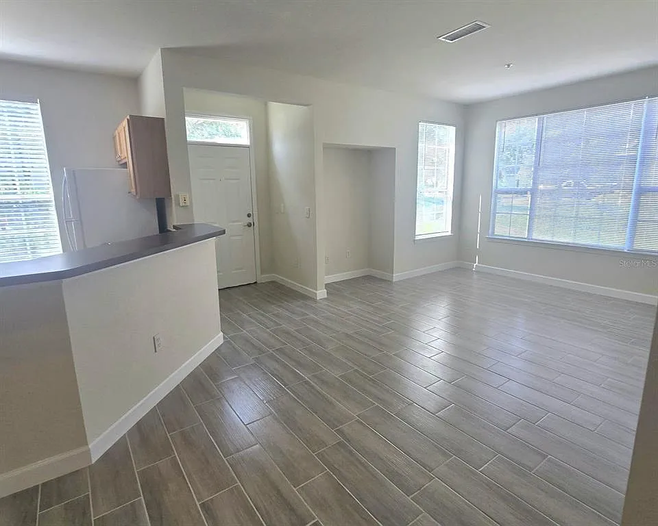 1 bed, 1.0 bath, 776 sqft, $1,595 — Photo 4