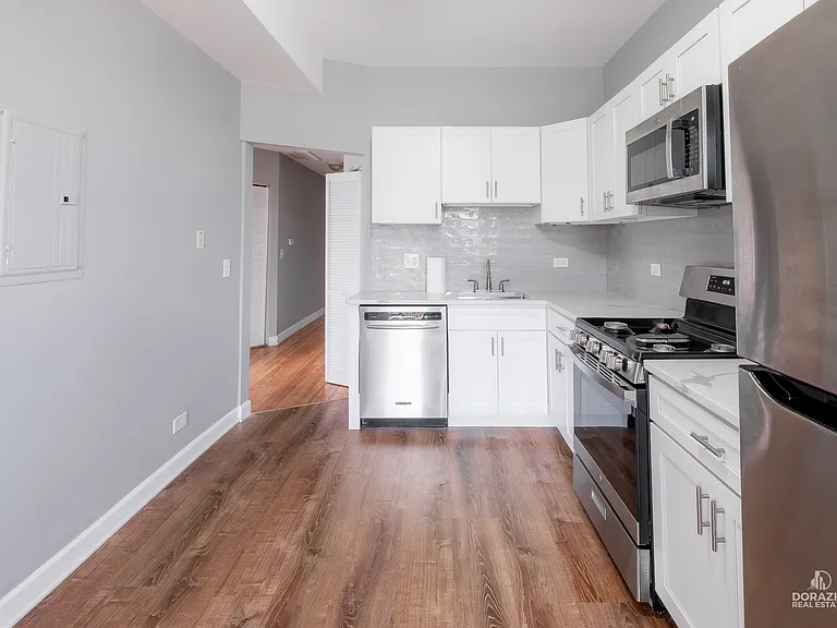 6111 S Eberhart Ave #2 — Photo 7
