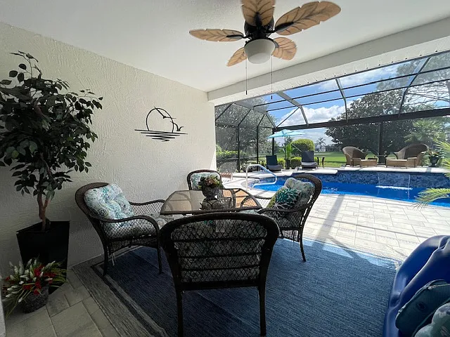 2126 Sansores St — Photo 29