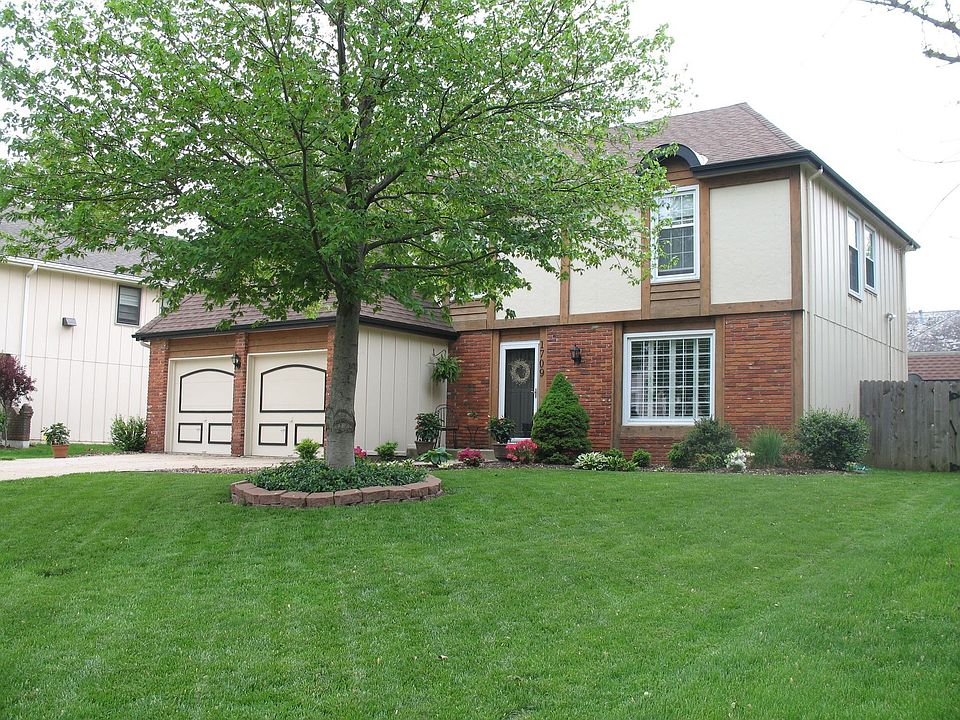 Street view of house