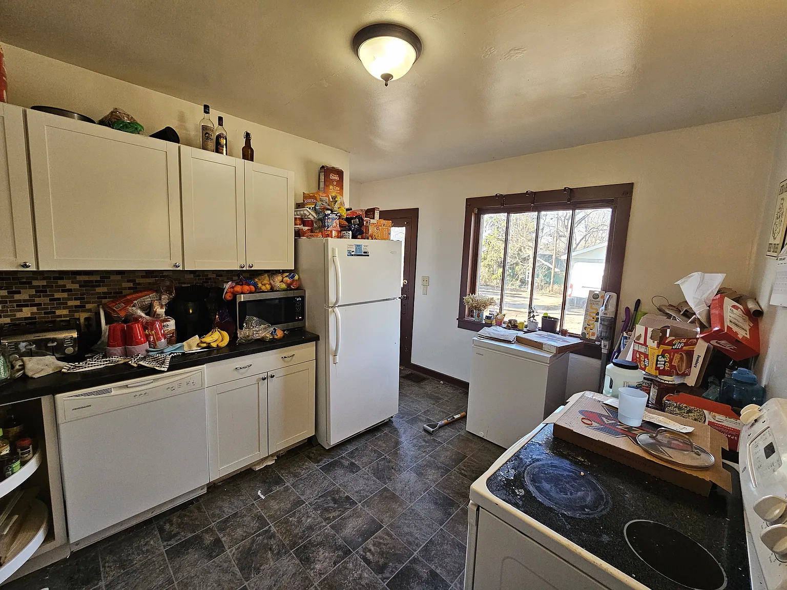 3 bed, 1186 sqft, $2,550 — Photo 3
