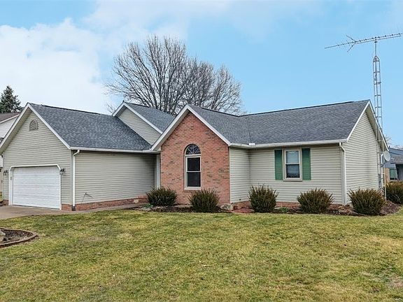 2nd image of 489 Oak Ave SW