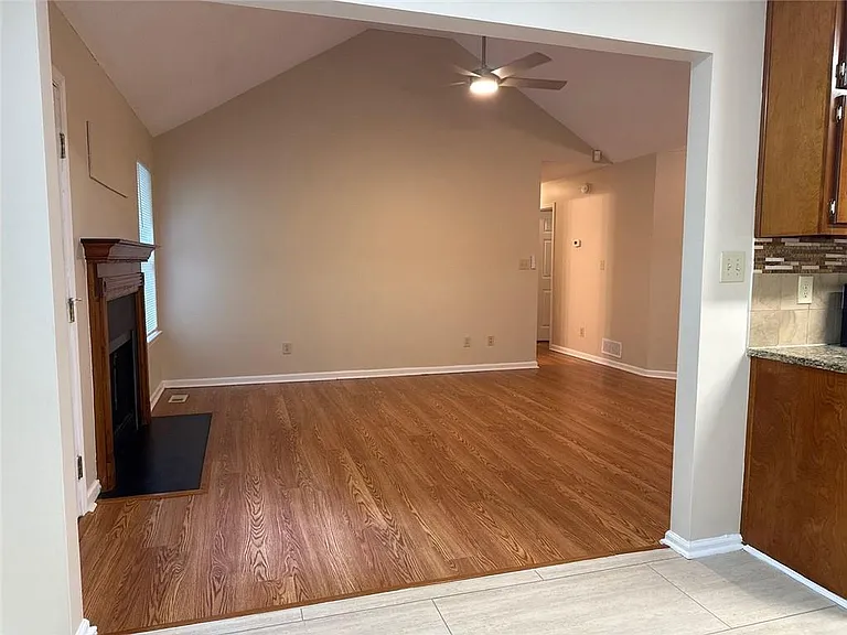 217 Briarpatch Ct — Photo 12