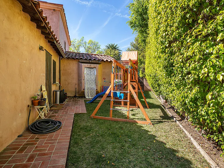 10365 Holman Ave — Photo 31
