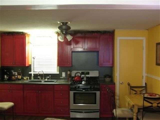 2nd image of 2050 County Road 4131 N