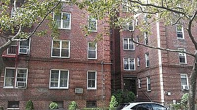2nd image of 702 Kathleen Pl APT 3B