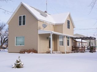 220 Prairie Ave N, Brooten, MN 56316