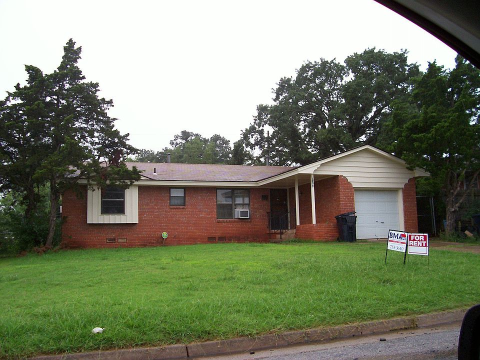 2nd image of 1408 NE 33rd St