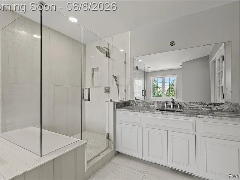 2962 Pheasant Ring Dr — Photo 37