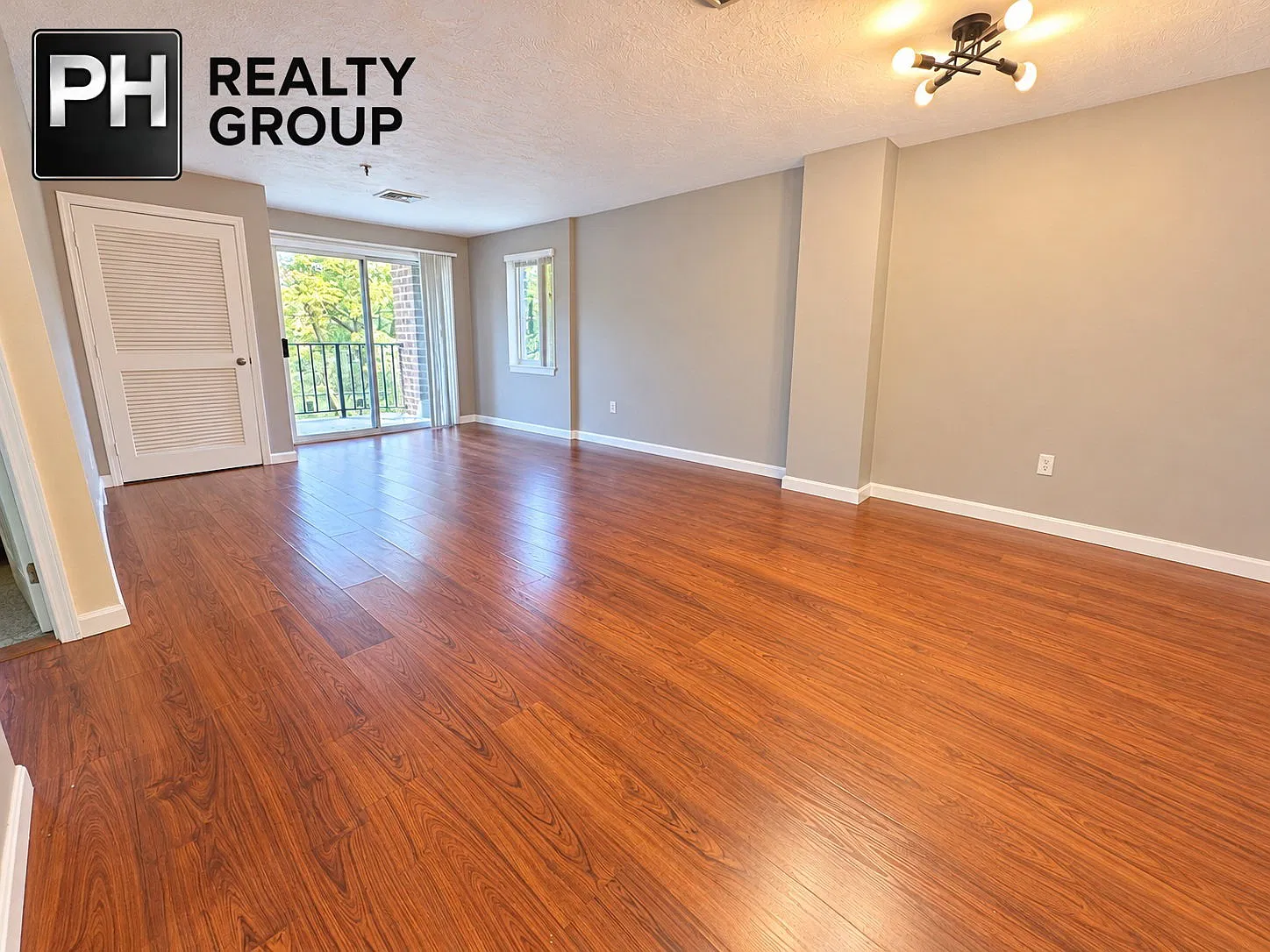 2 bed, 2.0 bath, 865 sqft, $2,500 — Photo 4