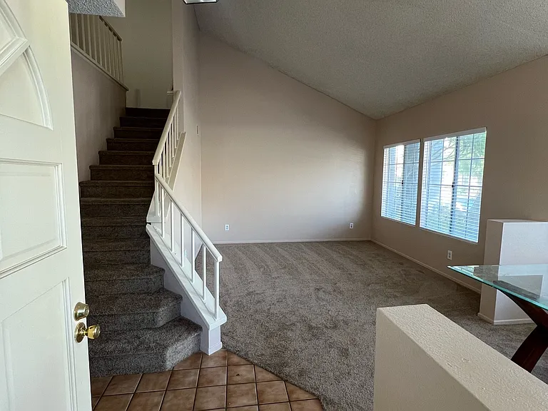 2901 Snow Creek Ln — Photo 3