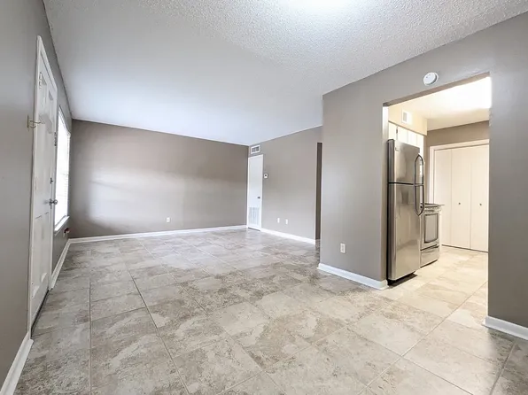 1701 Lobdell Ave, Baton Rouge, LA