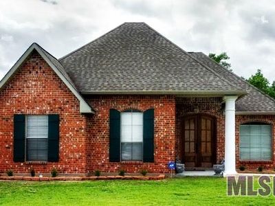 10040 Angela Dr, Denham Springs, LA, 70706