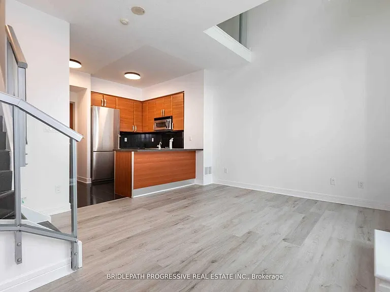1 Avondale Ave #507 — Photo 4