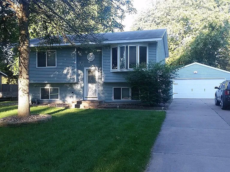 5041 Georgia Ln — Photo 2